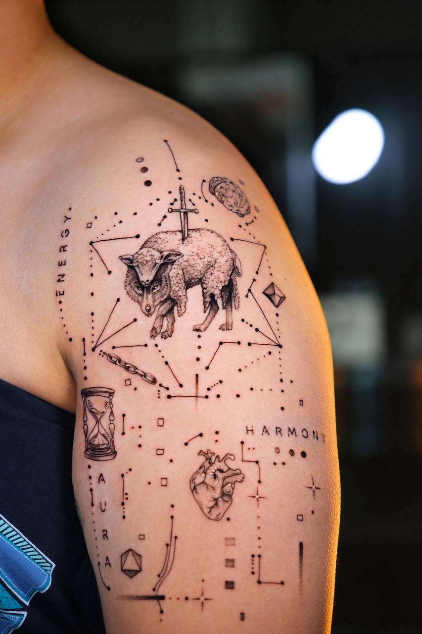 Tattoo by Aleki Blue