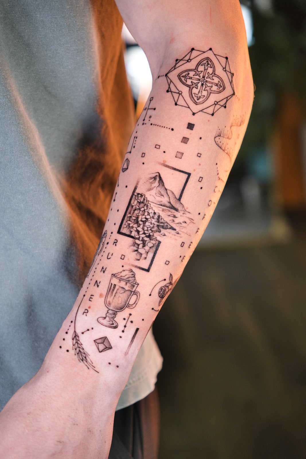 Tattoo by Aleki Blue