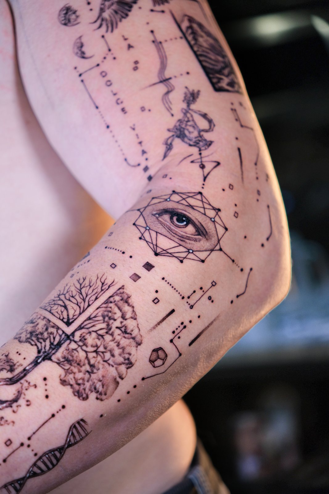 Tattoo by Aleki Blue